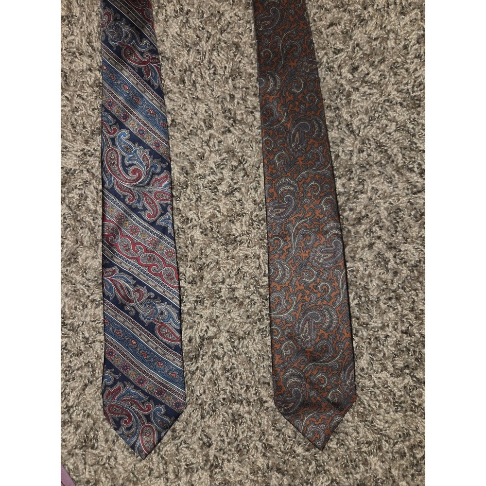 2 JOHN COMFORT Men's 100% Silk Tie Necktie London ENGLAND Designer Gold Diamonds